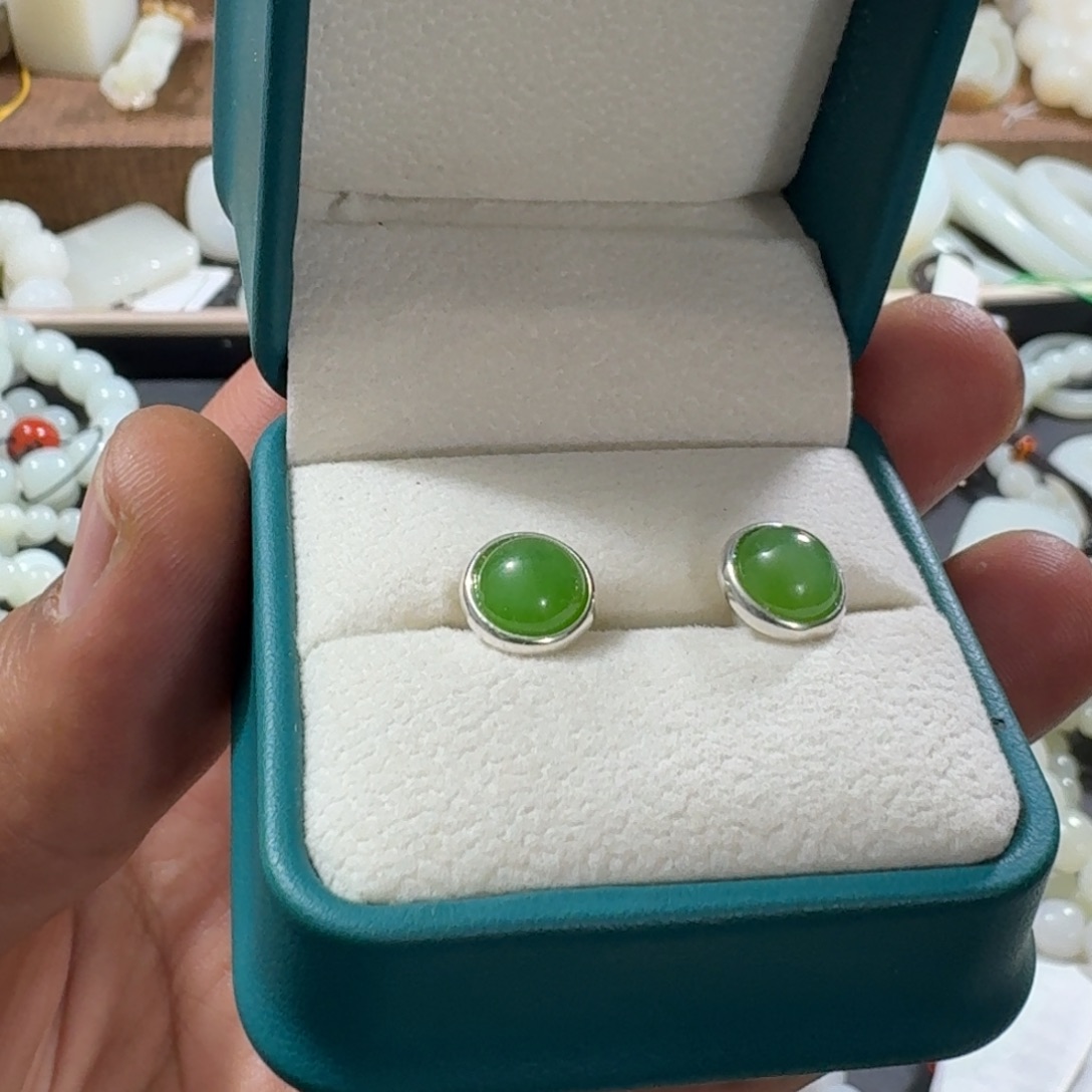 和田玉未镶嵌手链碧玉阳绿耳钉