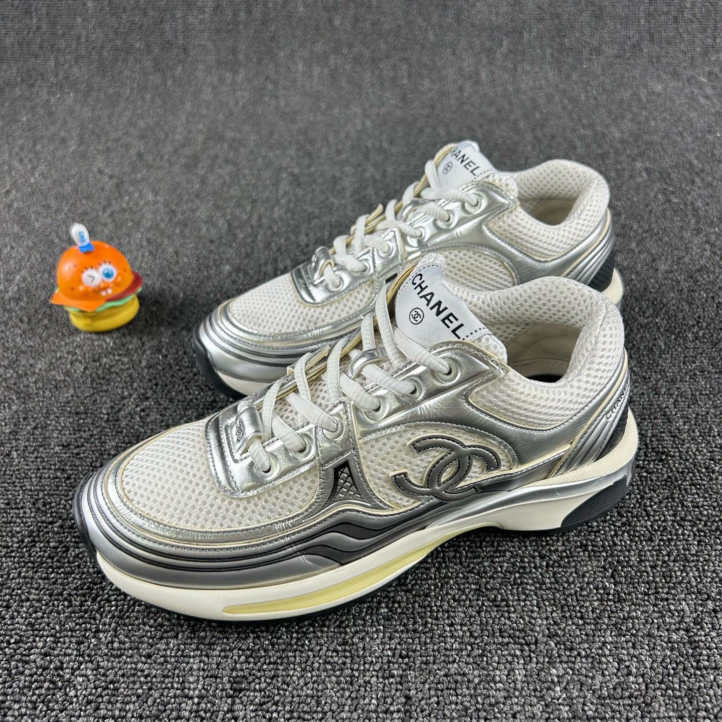 95新 Chanel/香奈儿 银角大王运动鞋36.5码 HB4292 公价1.2w