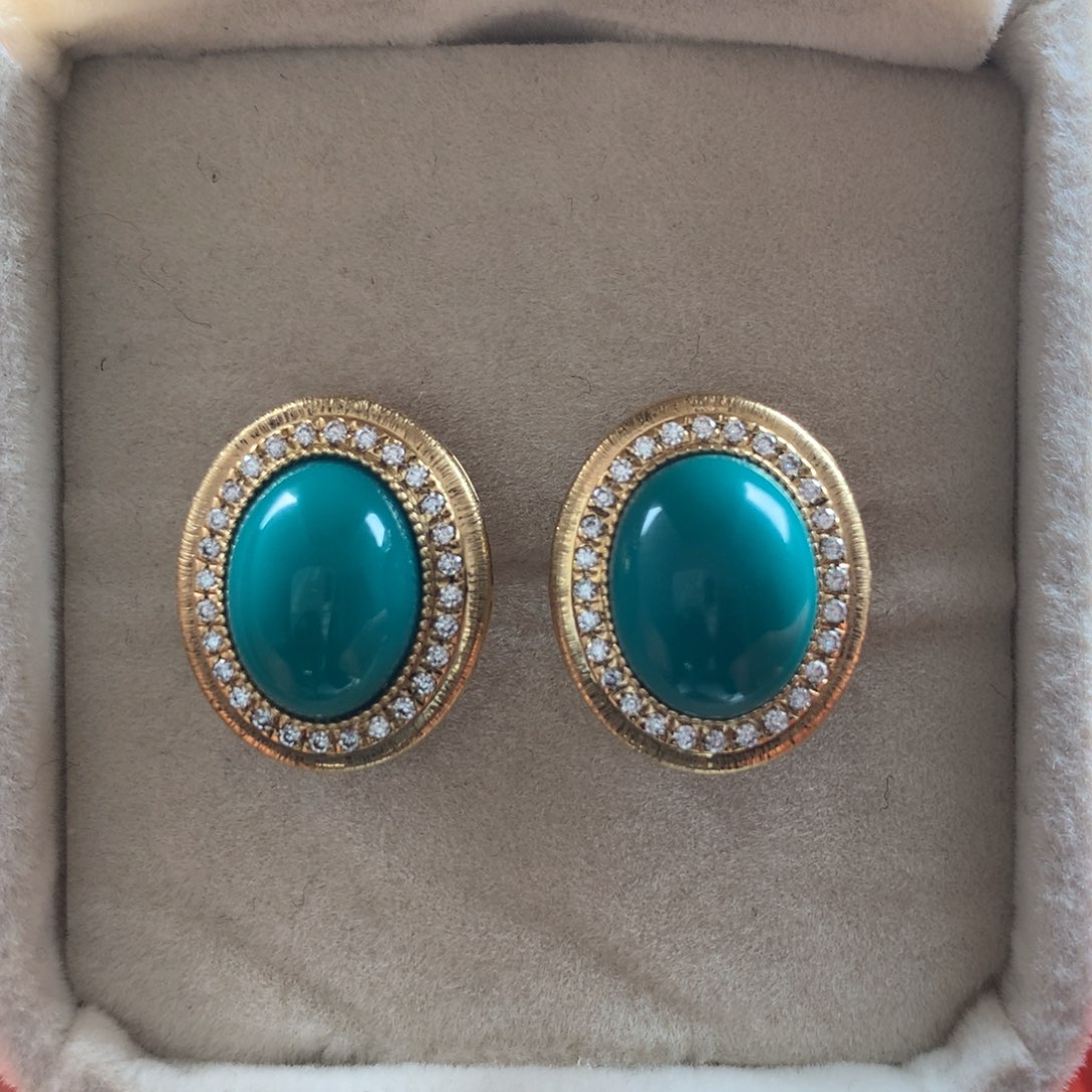 绿松石珠宝奇石18K金镶嵌