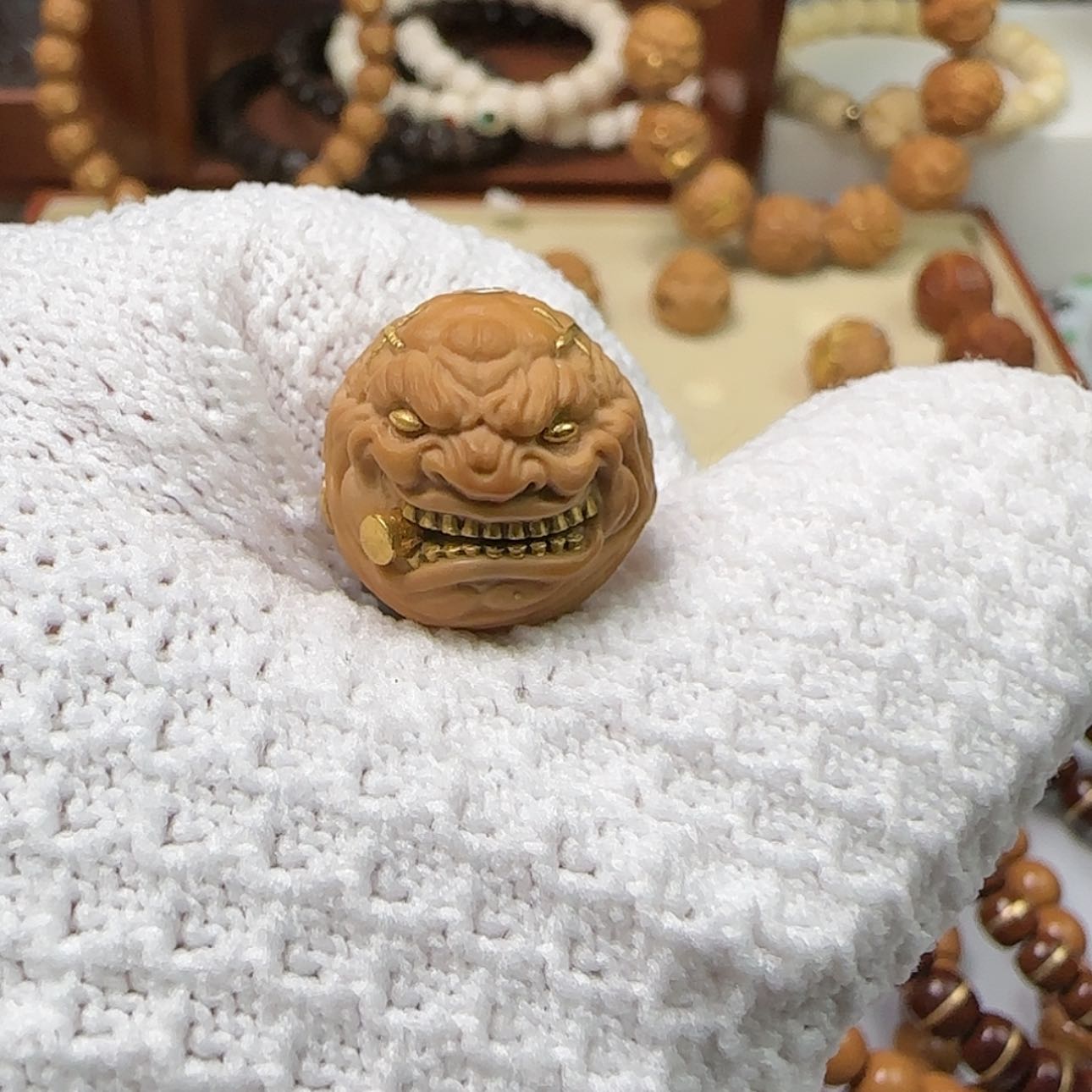 【闪购商品】猴头核桃吊坠彬*金牙烟鬼