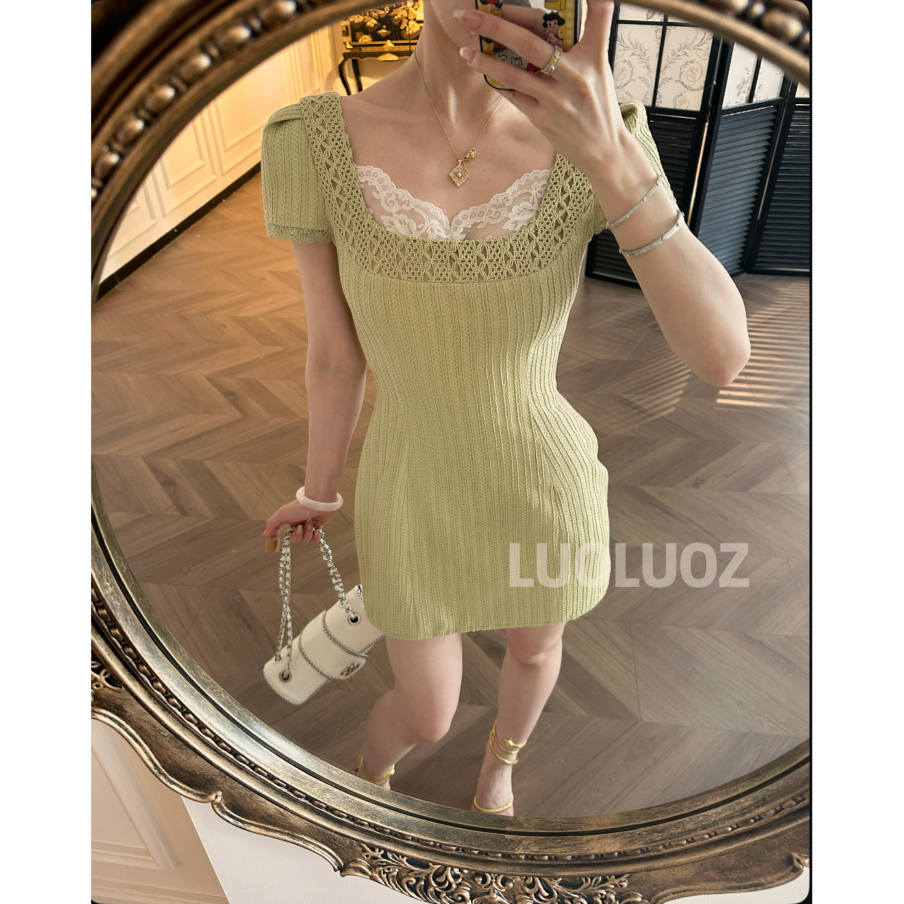 【现货】LUOLUOZ【热带岛屿】棉材质镂空蕾丝领口收腰短款连衣裙CC068
