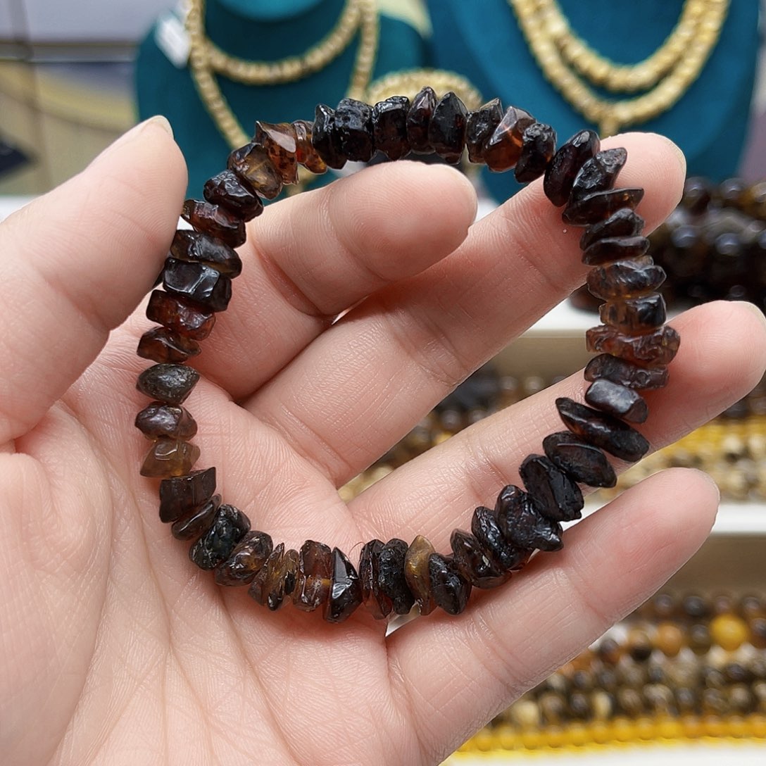 琥珀手链未镶嵌抚顺抚顺随型