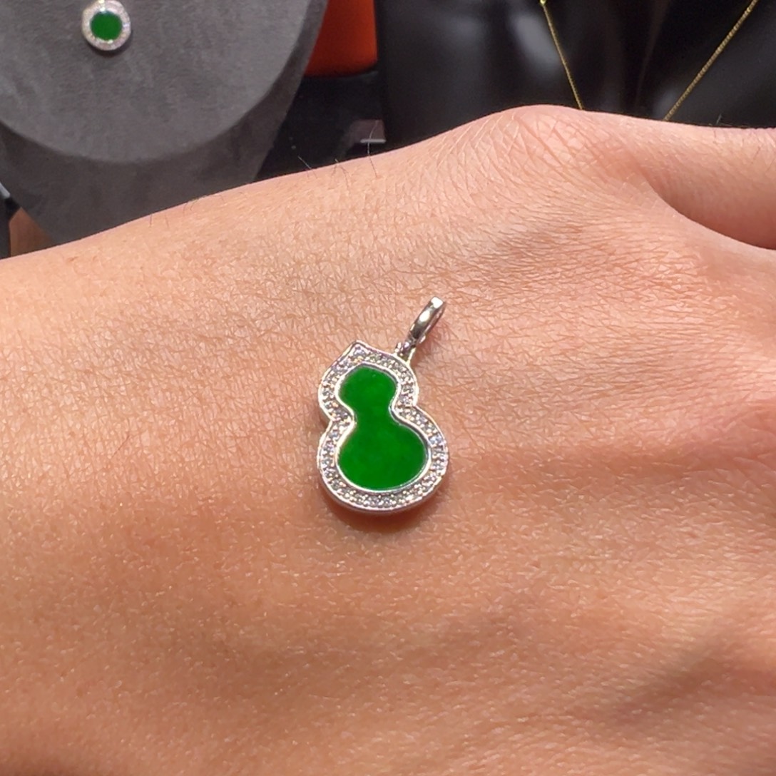 翡翠银S925镶嵌颈饰