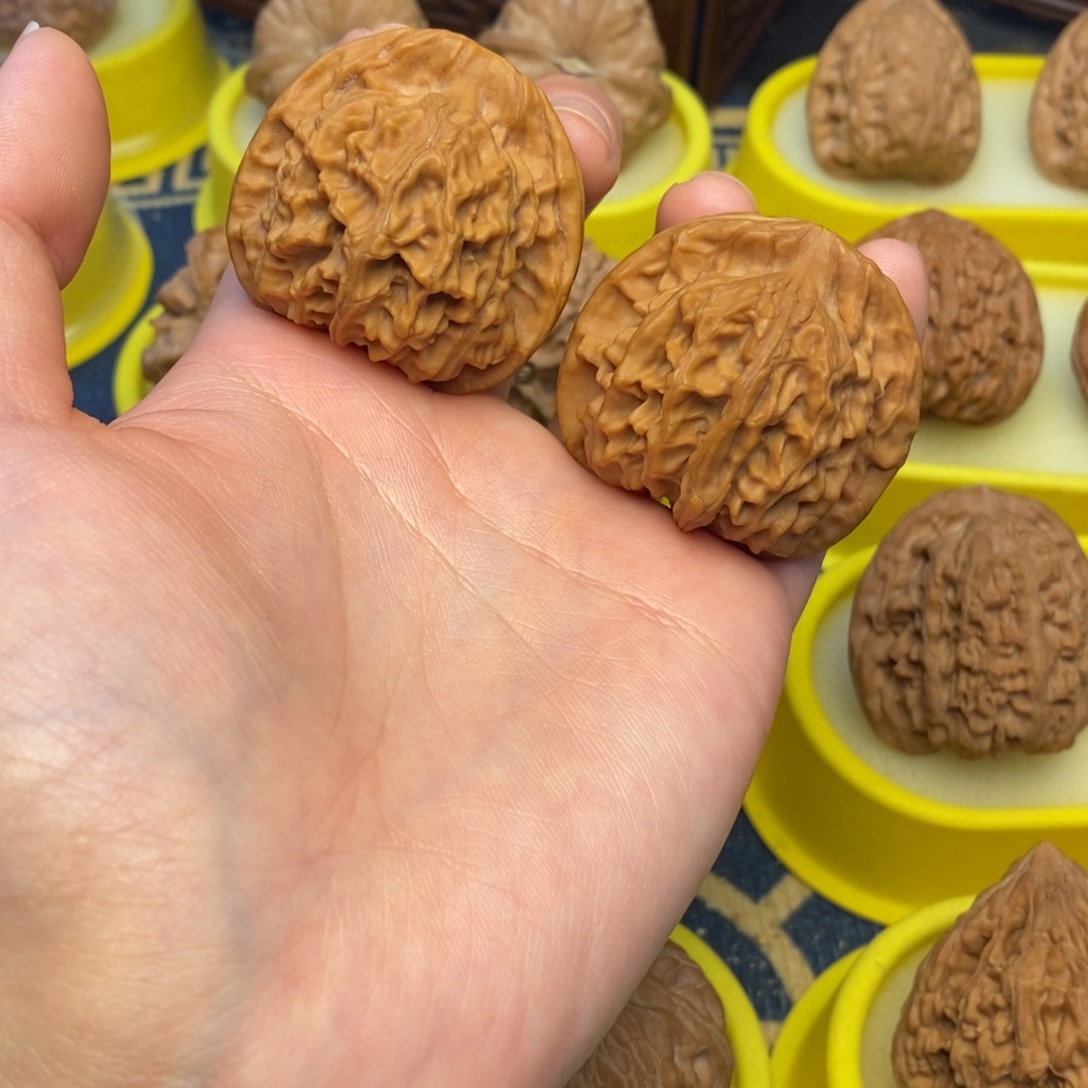 文玩核桃把件41天地