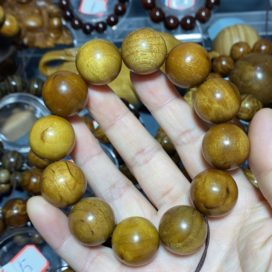 金丝楠木雕工艺品20微瑕疵特惠不退