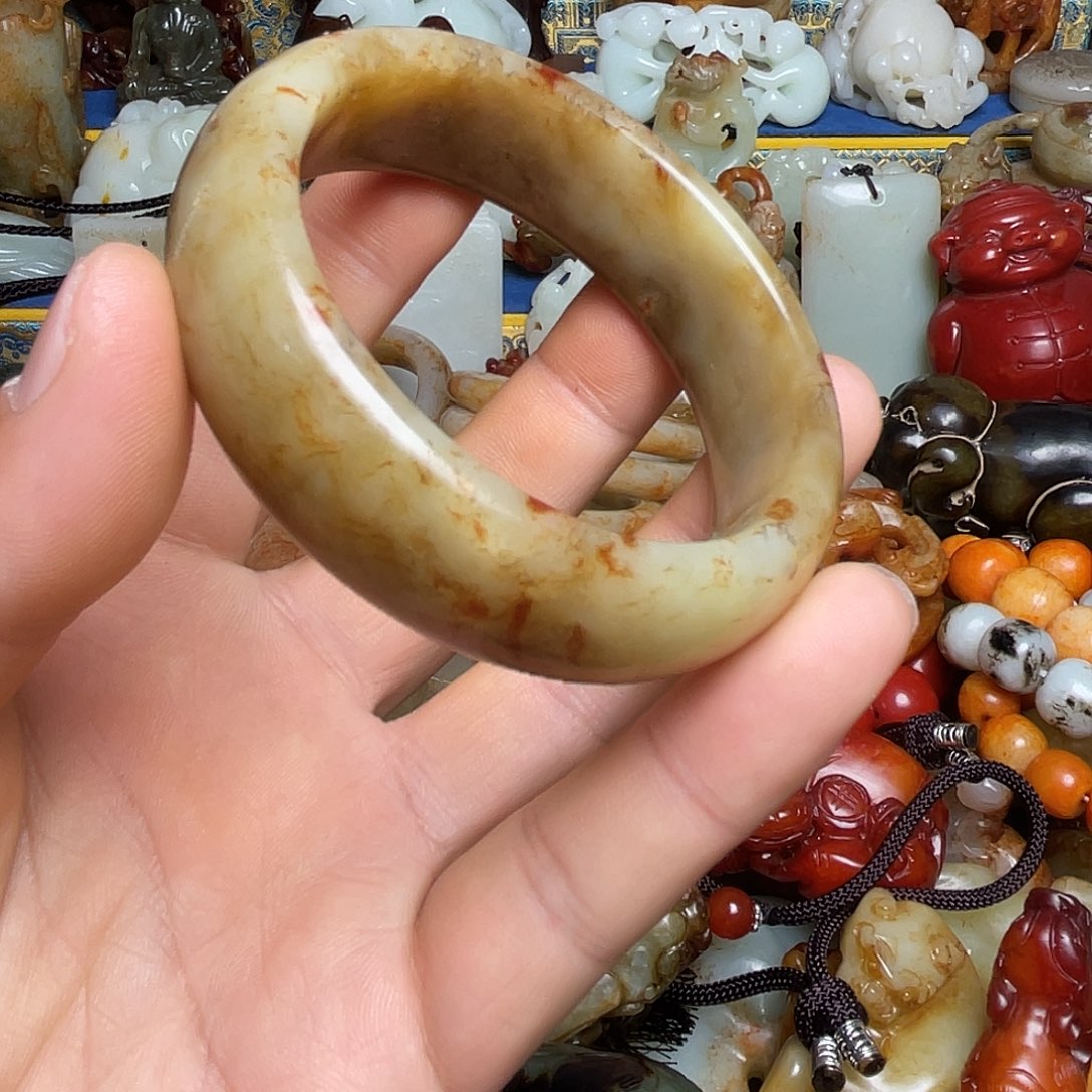 腾***8和田玉未镶嵌挂件