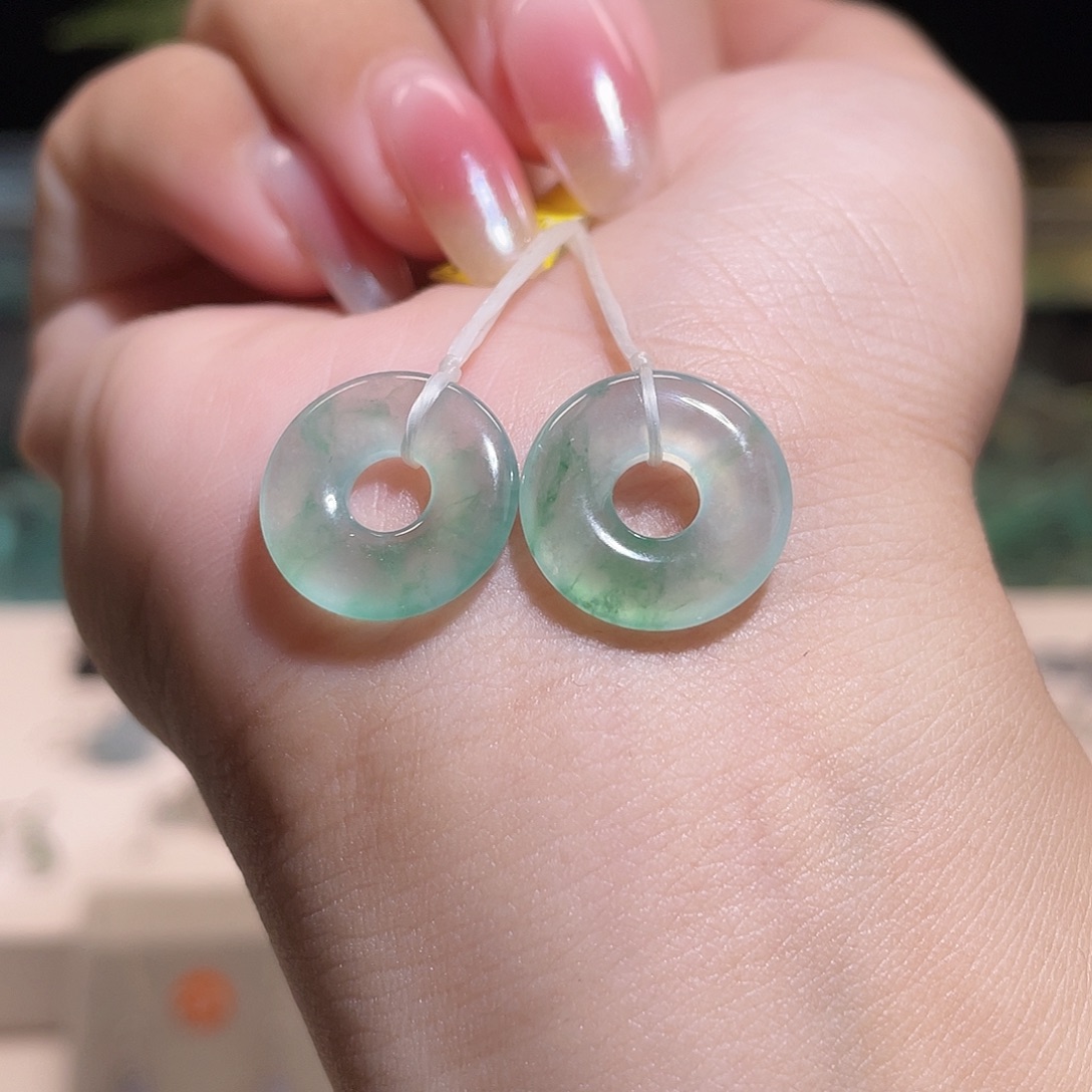 翡翠未镶嵌耳饰飘花甜甜圈