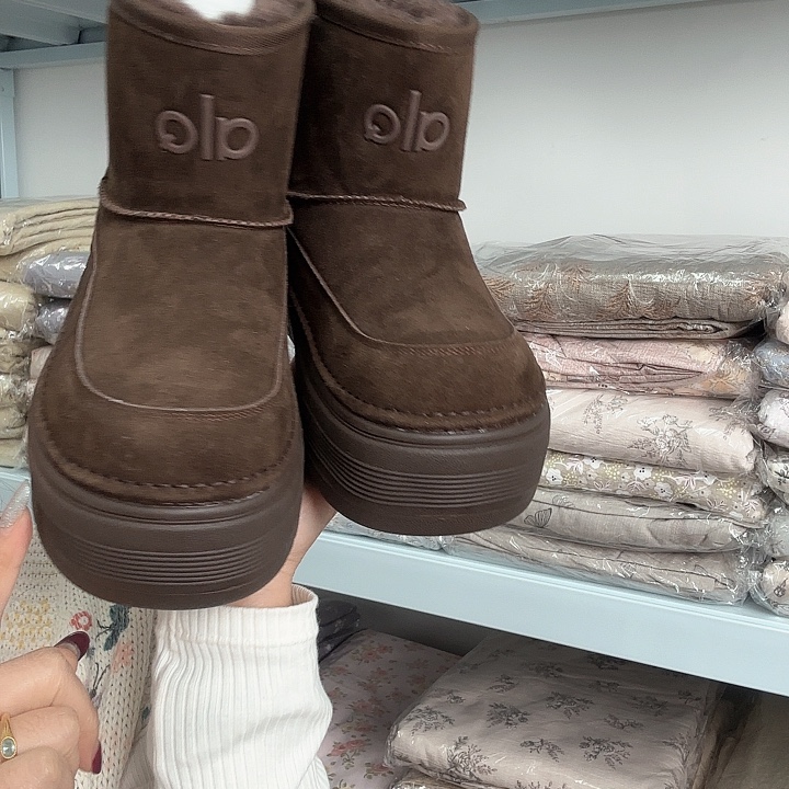 36码好看的女款雪地棉