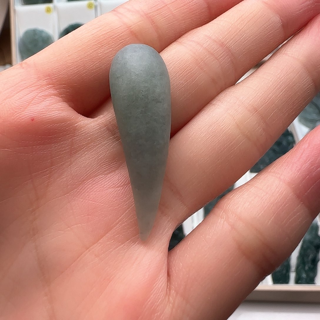 定制翡翠未镶嵌大威天龙翡翠定制