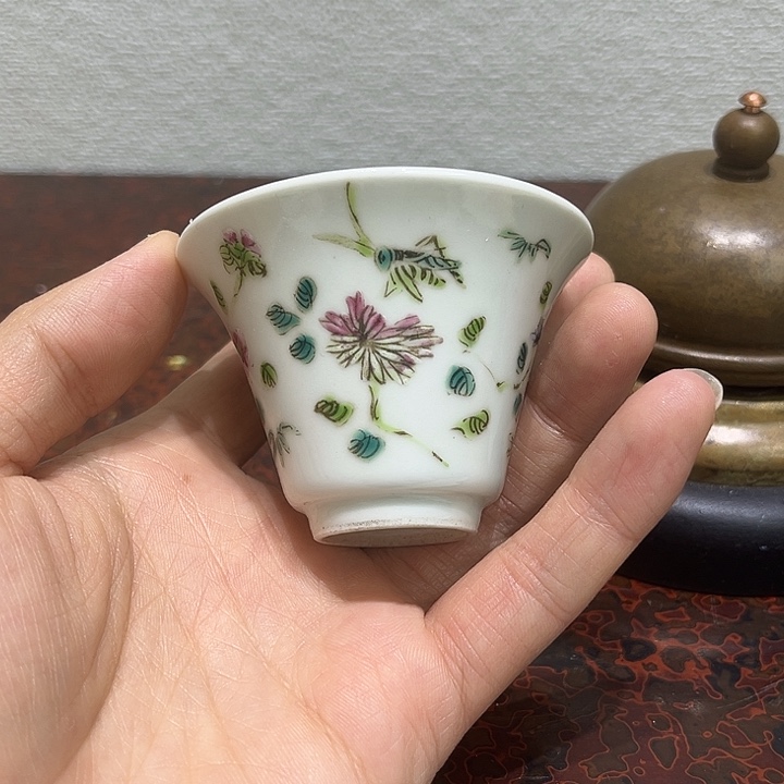 春***！瓷片精美的陶瓷摆件……