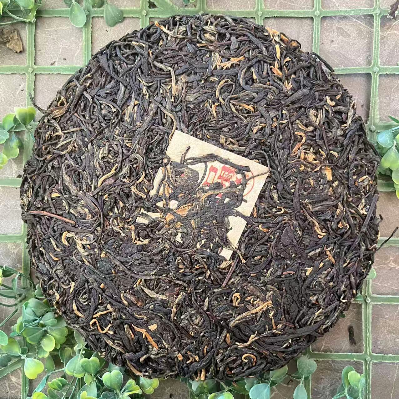 雨腾古茶 K仑X红紫芽W" 全Q零 "仙P紫Y王300g/饼 （12月31）