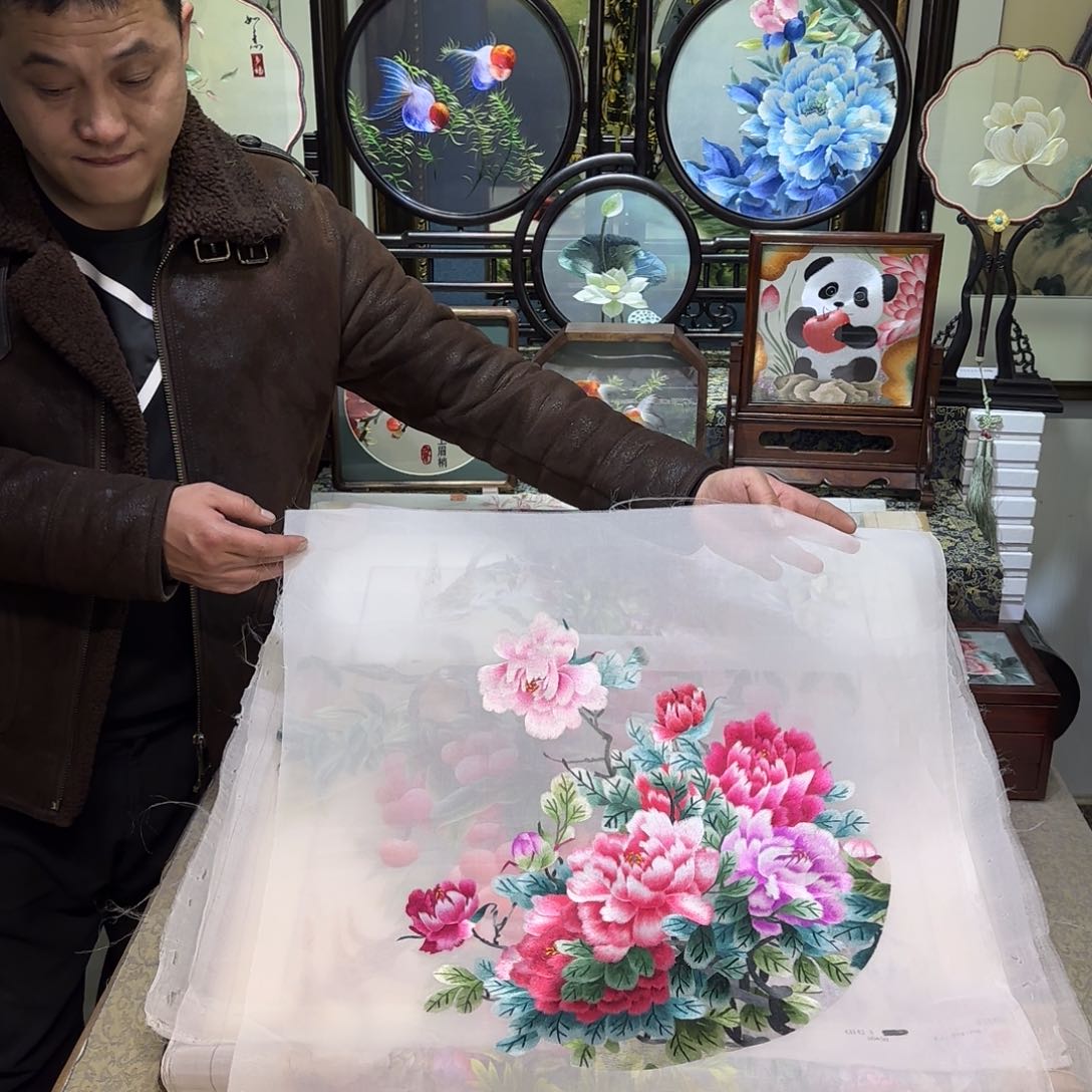 刺绣刺绣工艺精湛