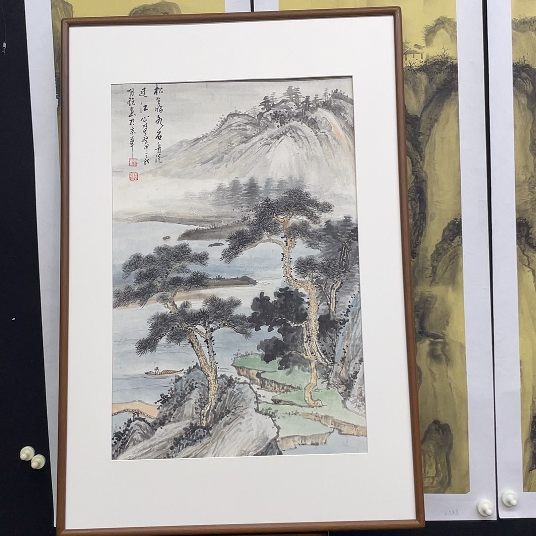 国画手绘国画，精品山水带框