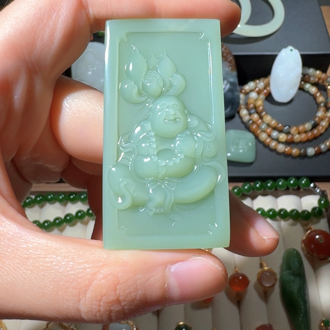 和田玉未镶嵌颈饰