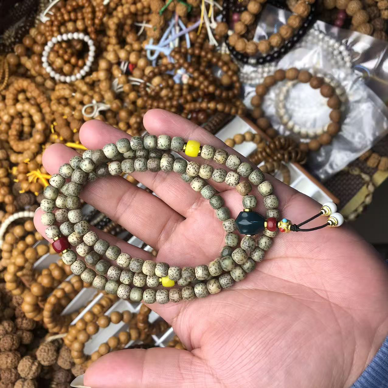 （配饰款7*6星月菩提）海南石玉料108颗佛珠老料子原生态绿幽灵