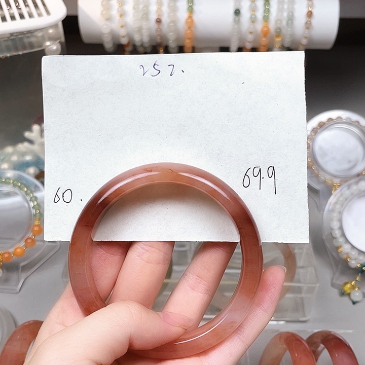 玛瑙/玉髓手镯未镶嵌252