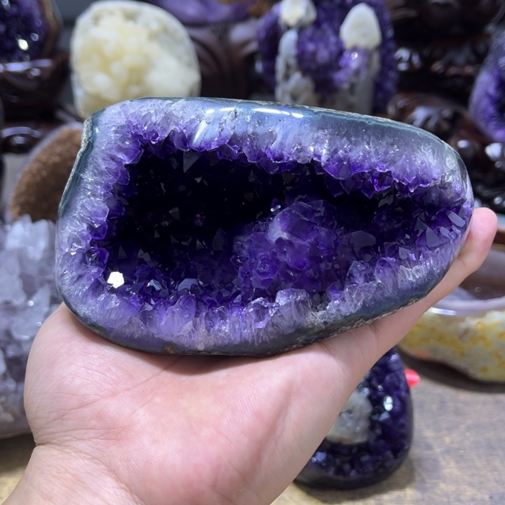 未镶嵌摆件紫晶摆件