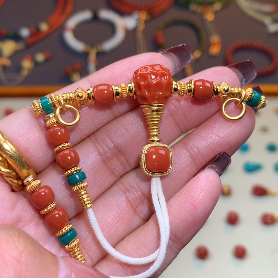 南红玛瑙未镶嵌颈饰