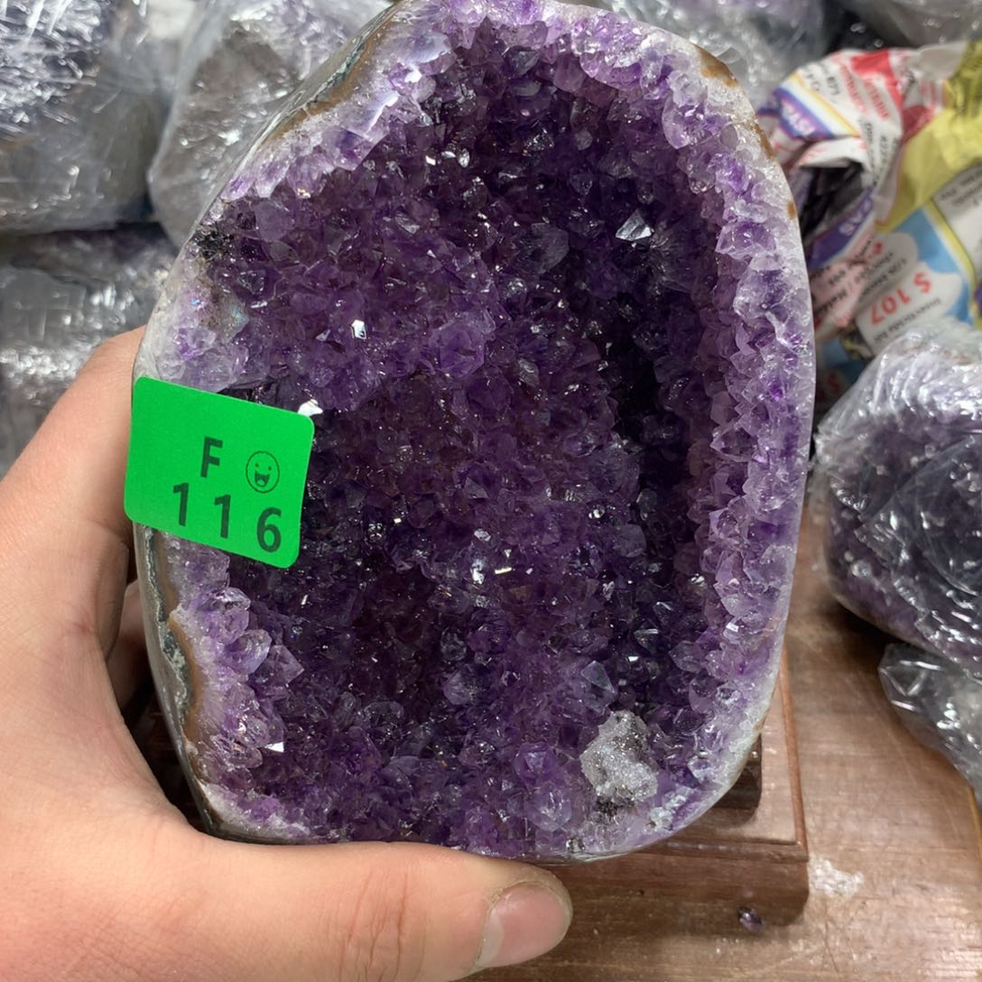 紫晶大型摆件（非配饰）未镶嵌