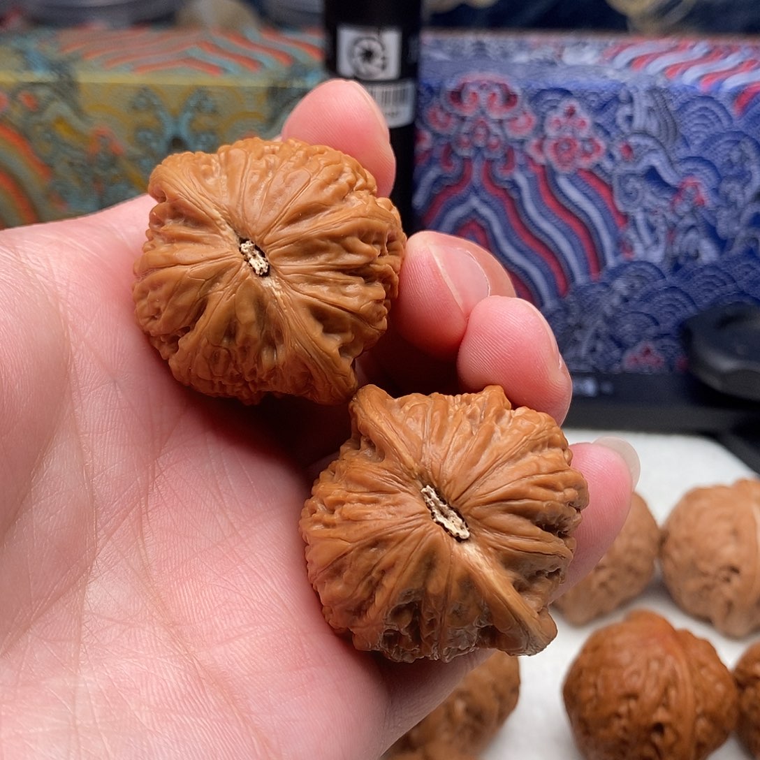 学***n39尺寸铁锤妹妹打底