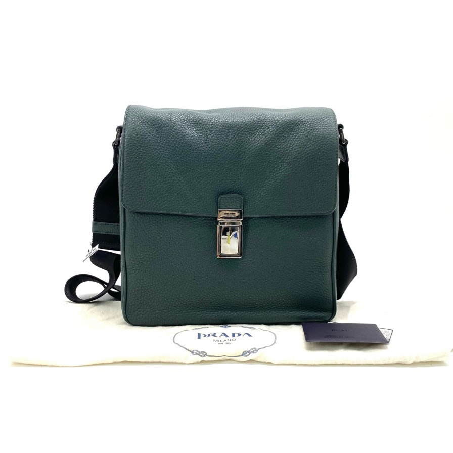 95新 Prada/普拉达 墨绿色全皮荔枝纹单扣邮差包 尺寸26/27