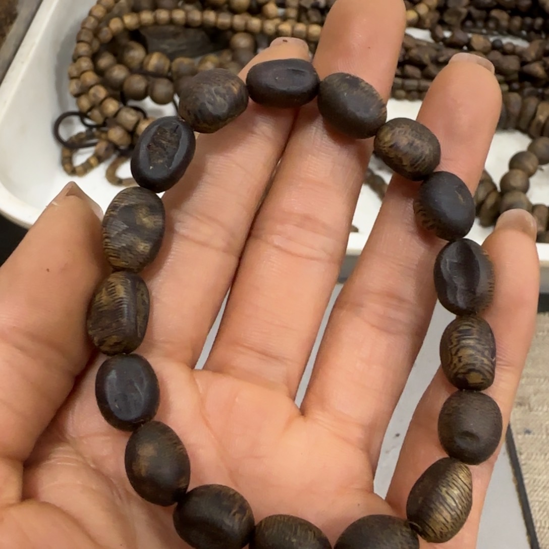 沉香木手串海南棋楠沉香99分手串6.8