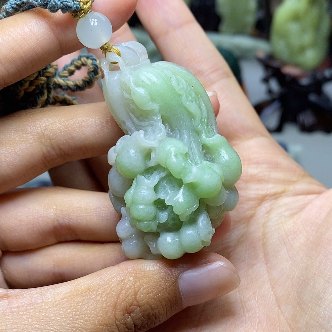 和田玉未镶嵌颈饰兜**妈