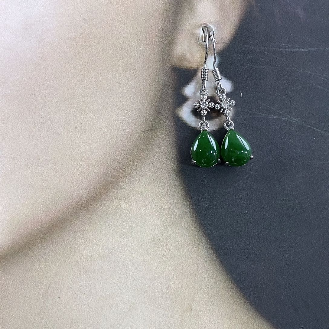 和田玉银S925镶嵌耳饰水滴