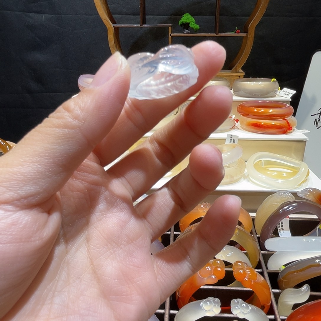番****玛瑙/玉髓未镶嵌戒指