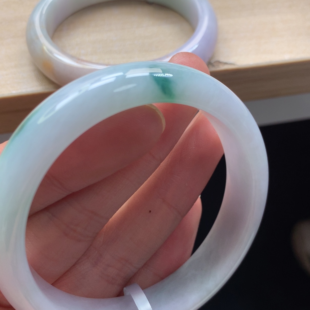 未镶嵌手镯翡翠手镯