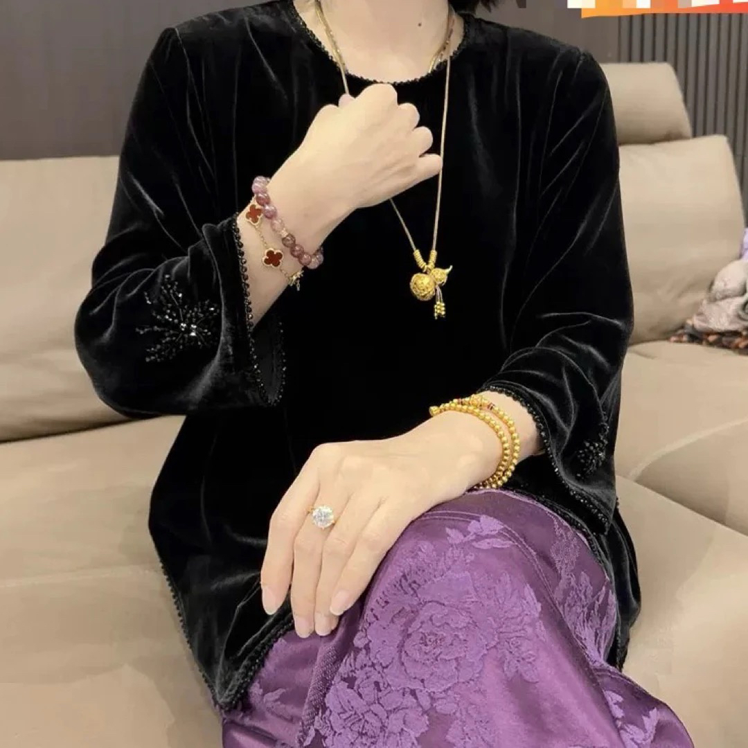 三姐家早秋超柔水晶蝴蝶圆领九分袖丝绒上衣