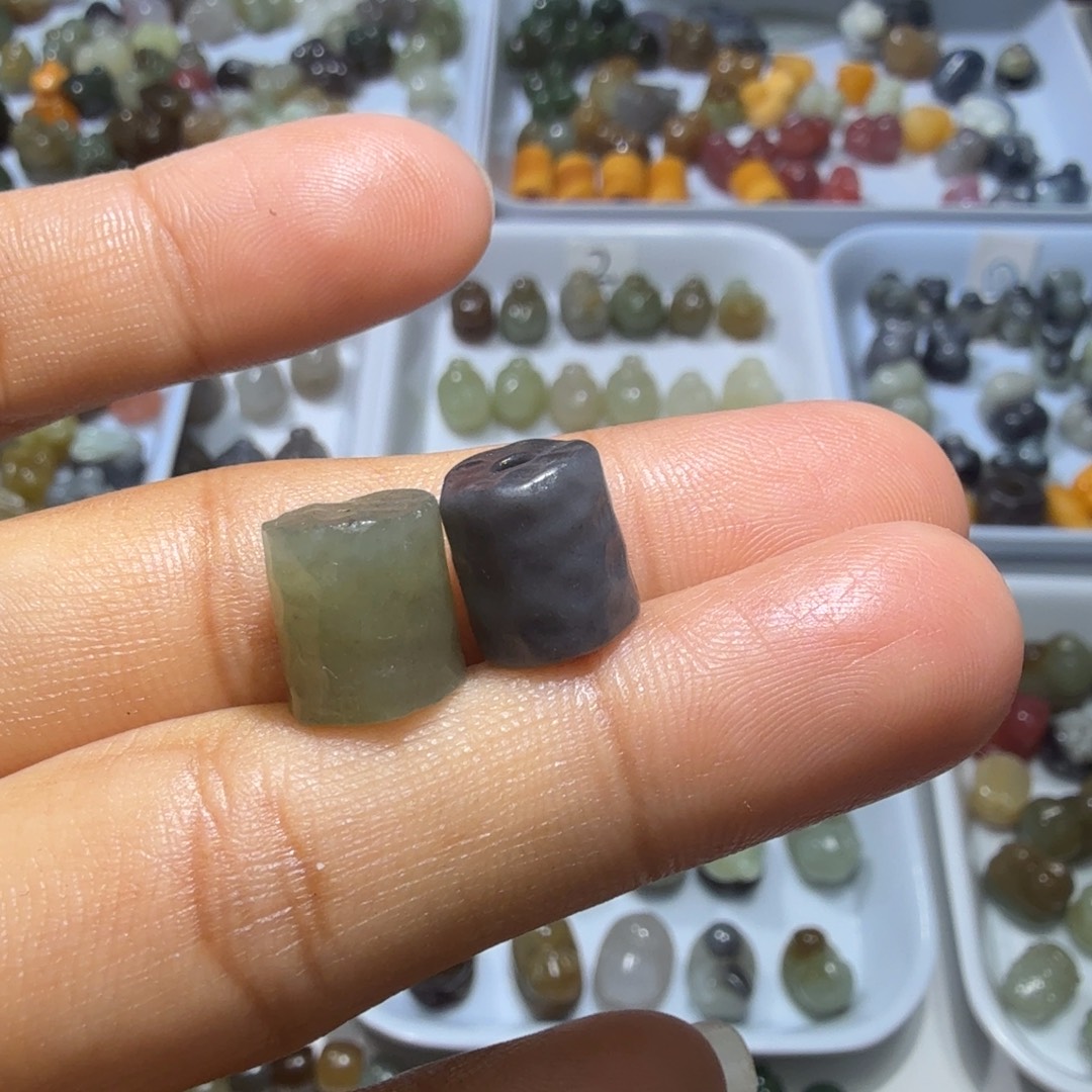 A***H和田玉未镶嵌珠宝奇石