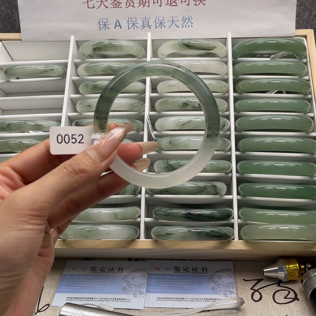 石英质玉未镶嵌手镯0052