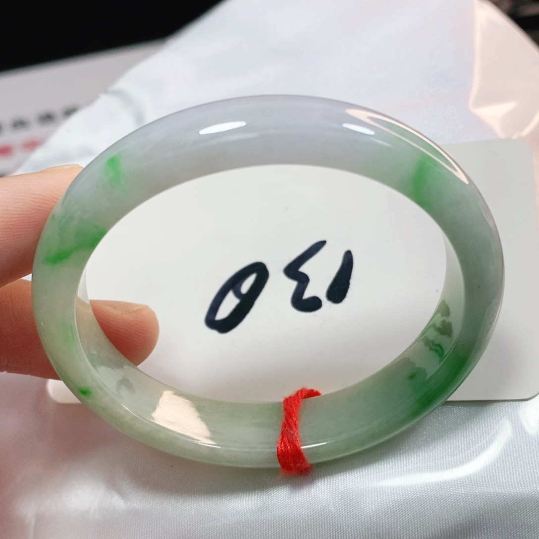 翡翠手镯未镶嵌53.6圈口贵妃