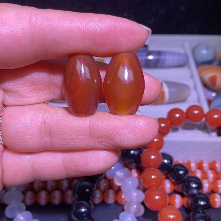 明***3玛瑙/玉髓未镶嵌颈饰