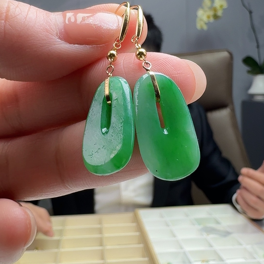 翡翠耳饰18K金镶嵌天然