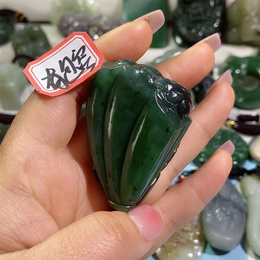 和田玉珠宝半成品未镶嵌一****