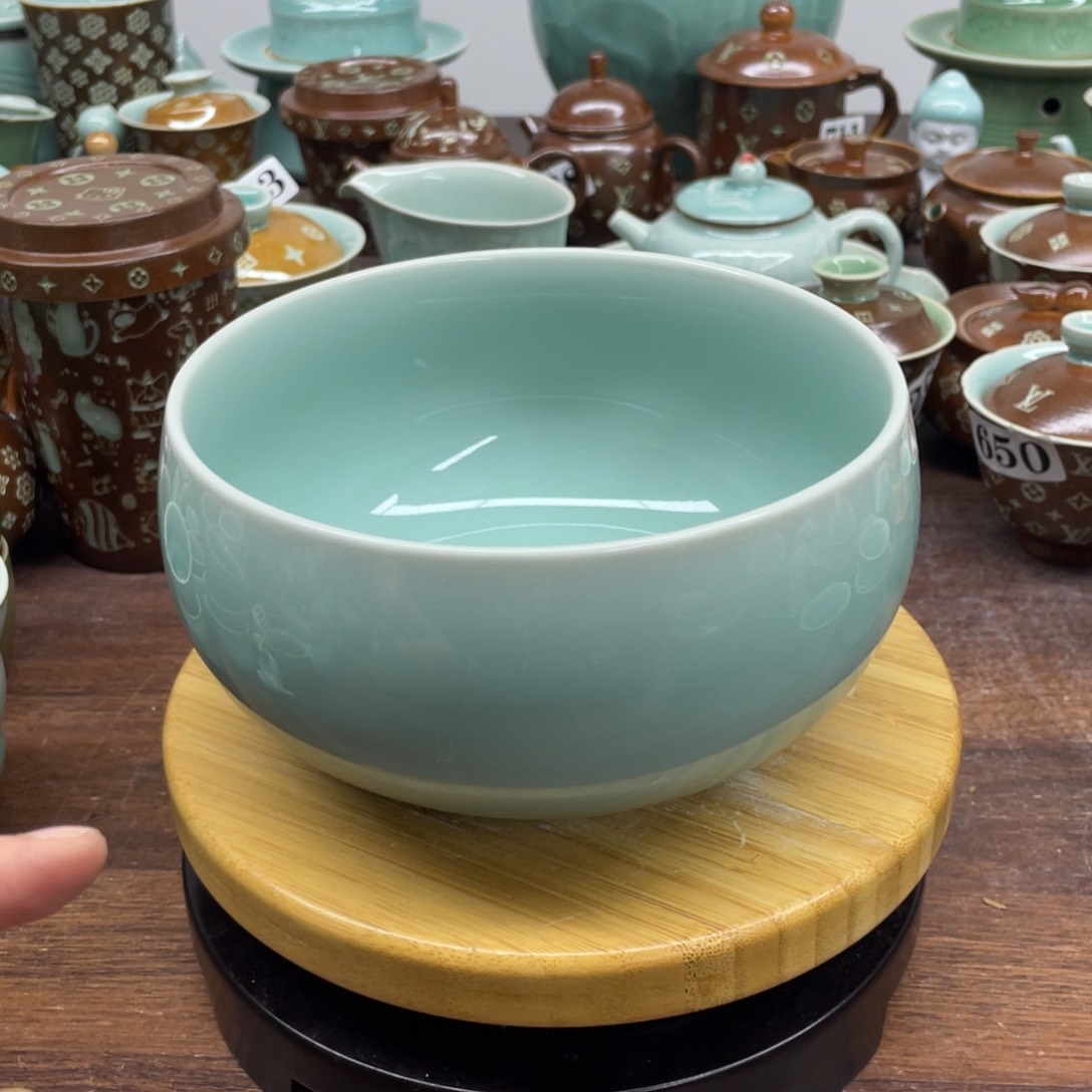 微瑕特价青瓷青瓷8.8*15.5厘米