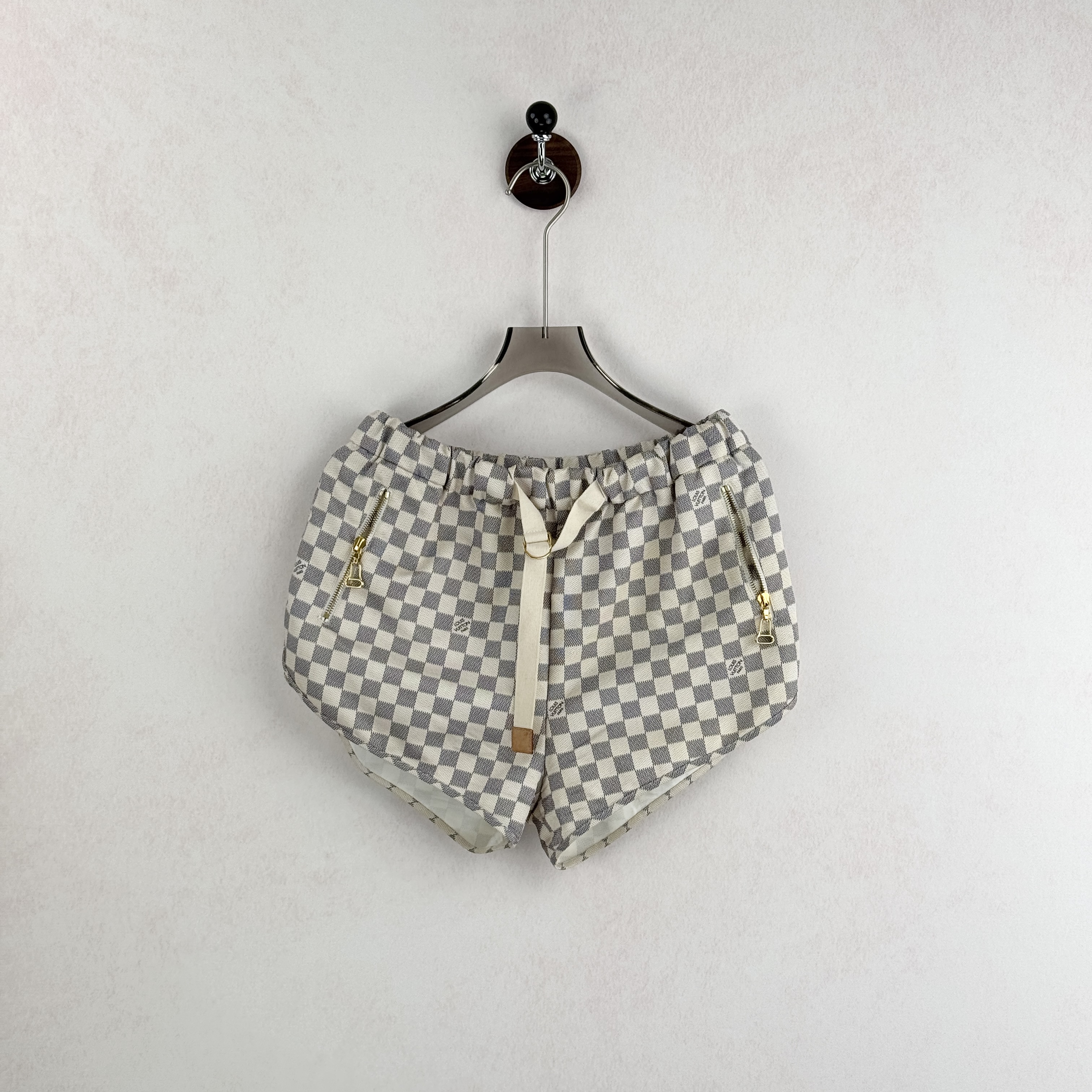 99新 LouisVuitton/路易威登 棋盘格logo短裤/36码/99新
