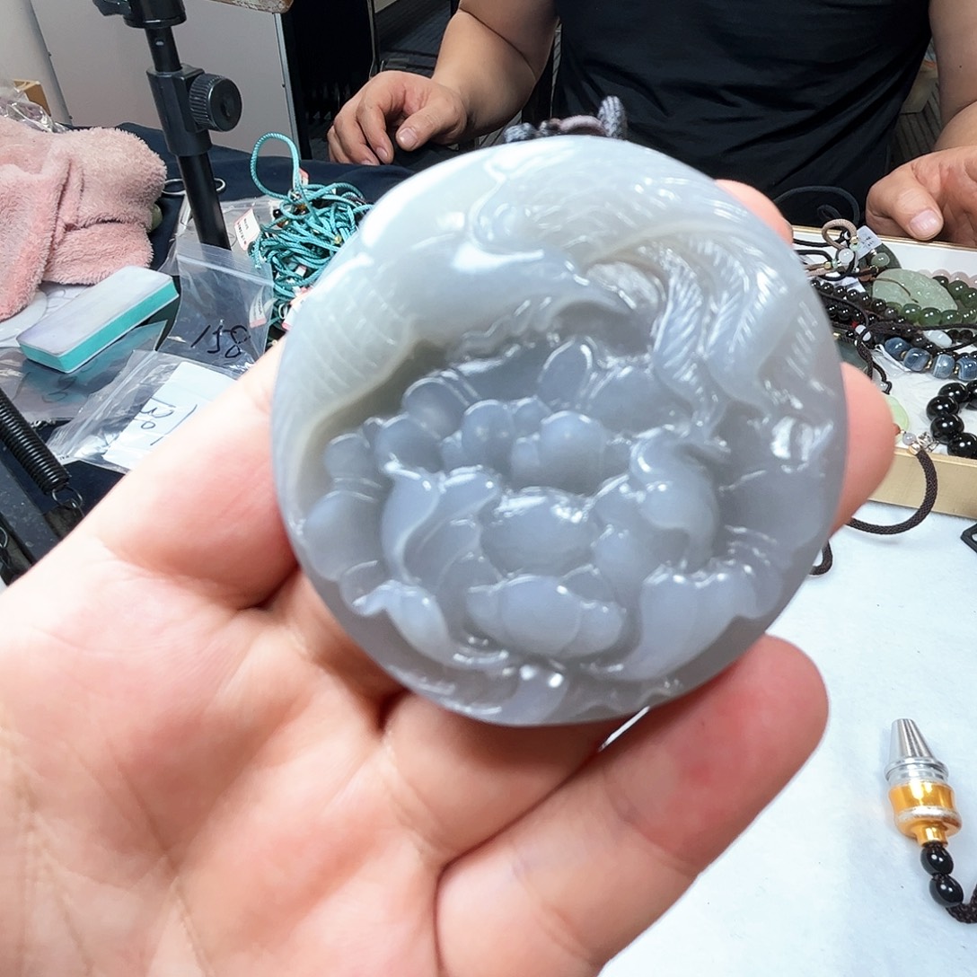 和田玉未镶嵌吊坠(不含链)79