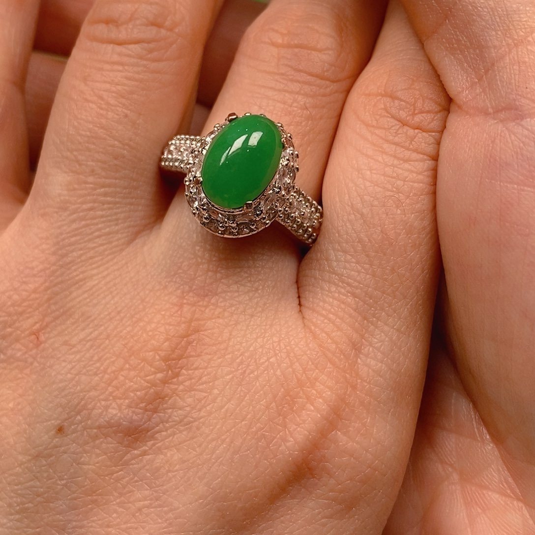 翡翠戒指未镶嵌翡翠蛋面