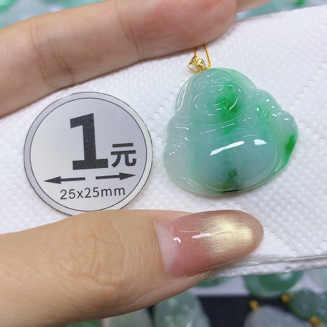 颈饰18K金镶嵌翡翠挂件