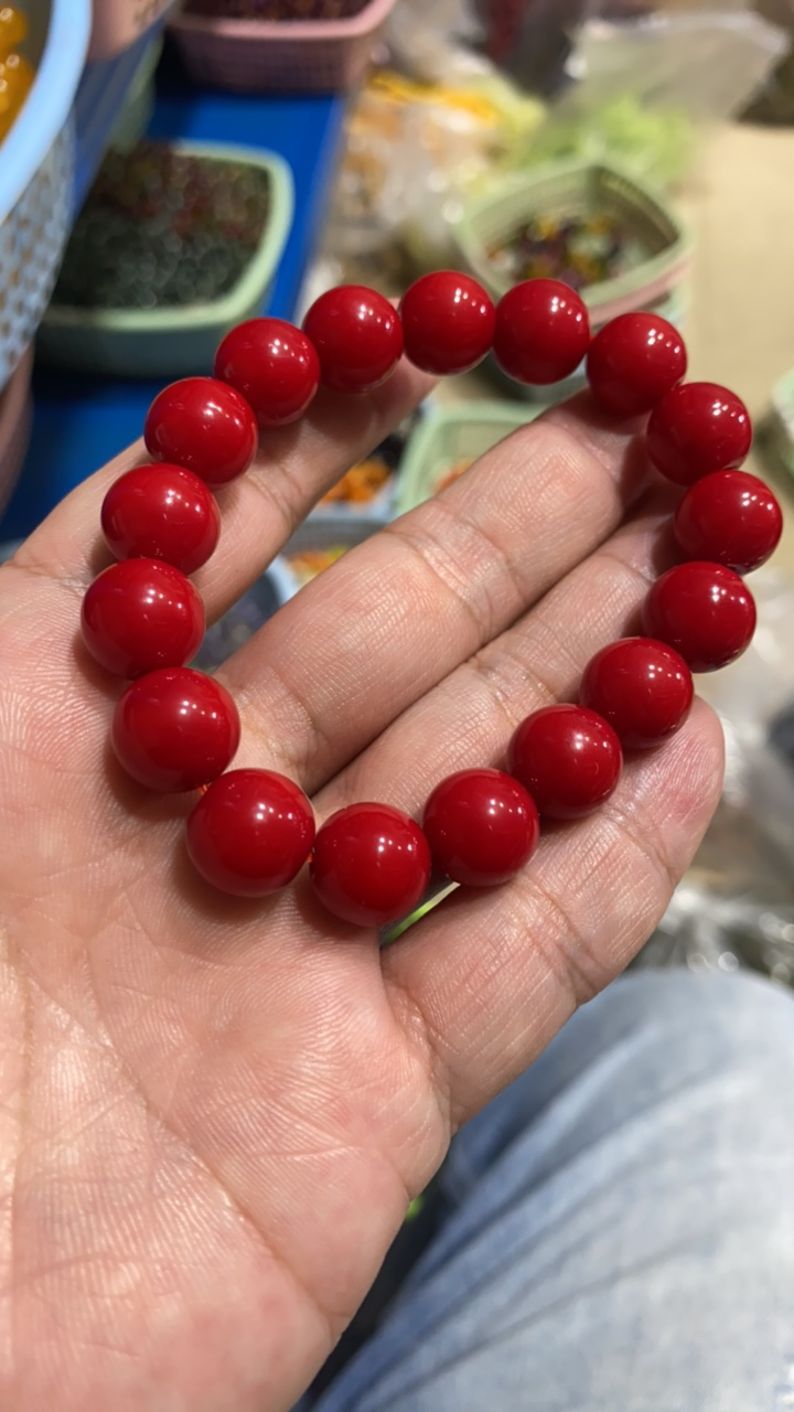 B603 卡12+ 亮面樱桃红玛瑙手串
