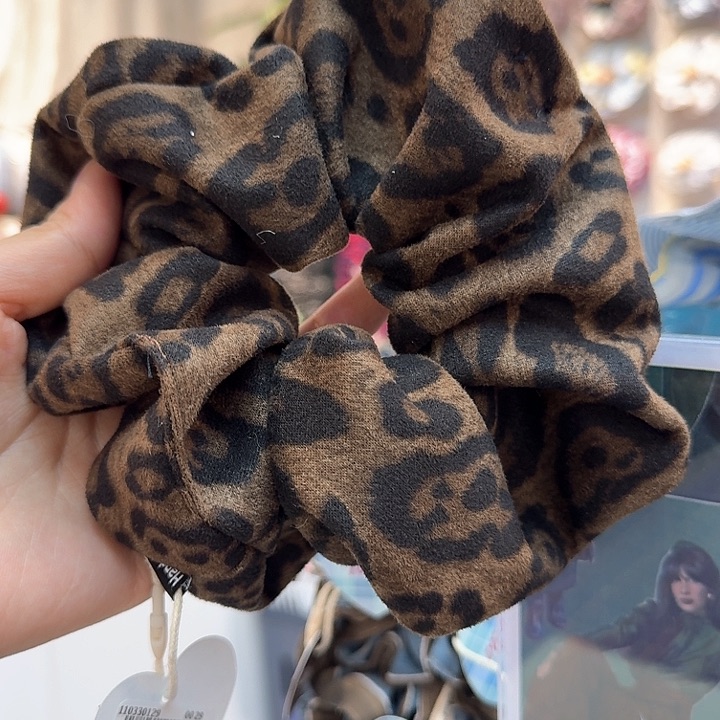 铁合金布艺麂皮豹纹