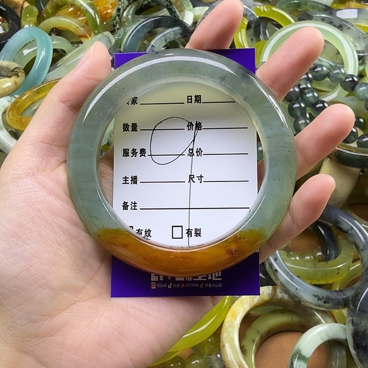 思****蛇纹石玉未镶嵌蛇纹石岫玉手镯