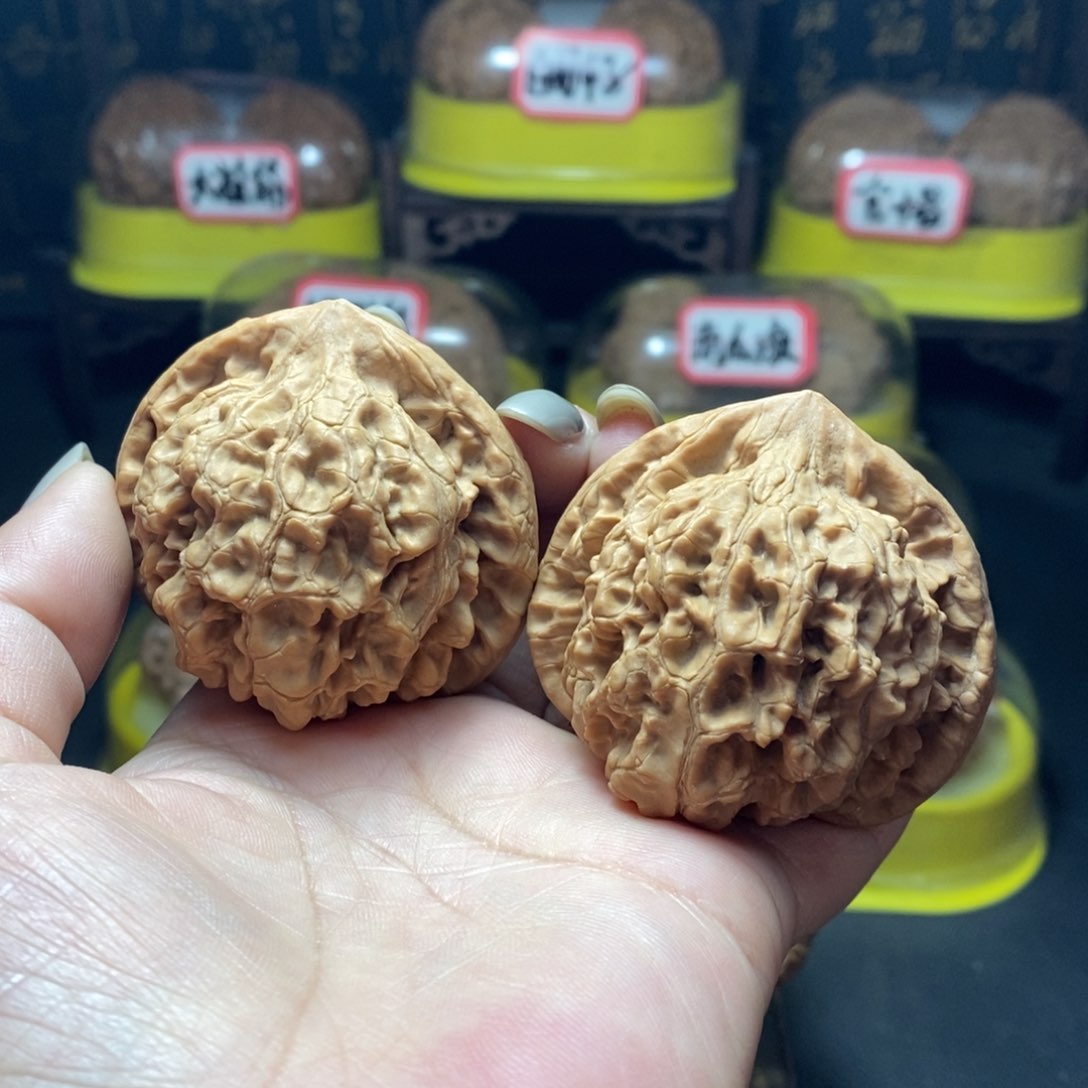 文玩核桃把件14号官帽52尺