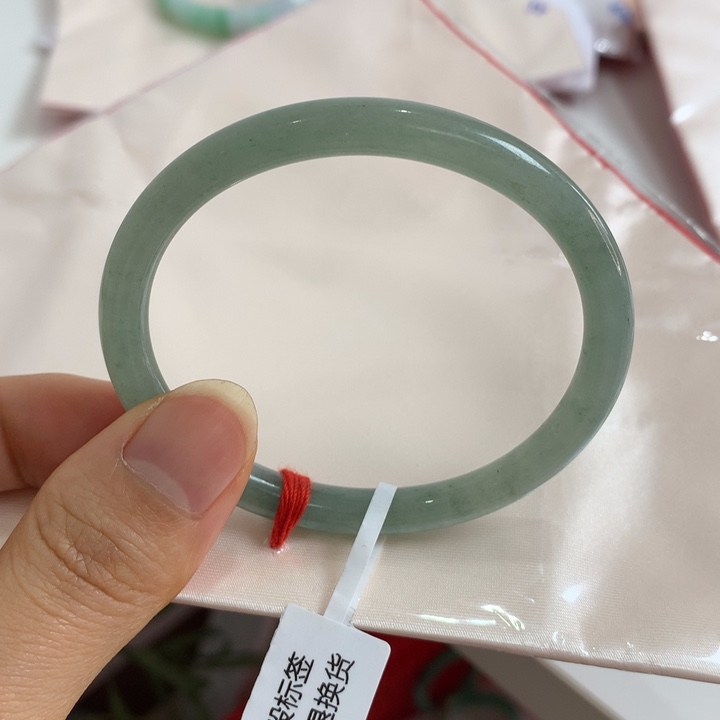 翡翠未镶嵌手镯贵妃圆56.6