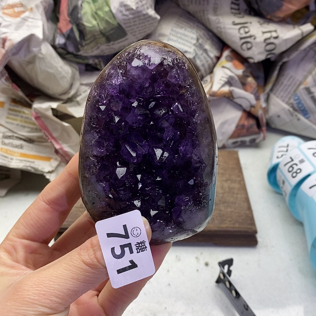 紫晶大型摆件（非配饰）未镶嵌