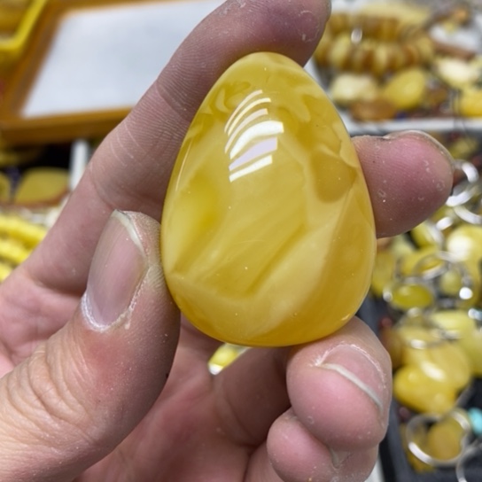 蜜蜡裸石未镶嵌吊坠