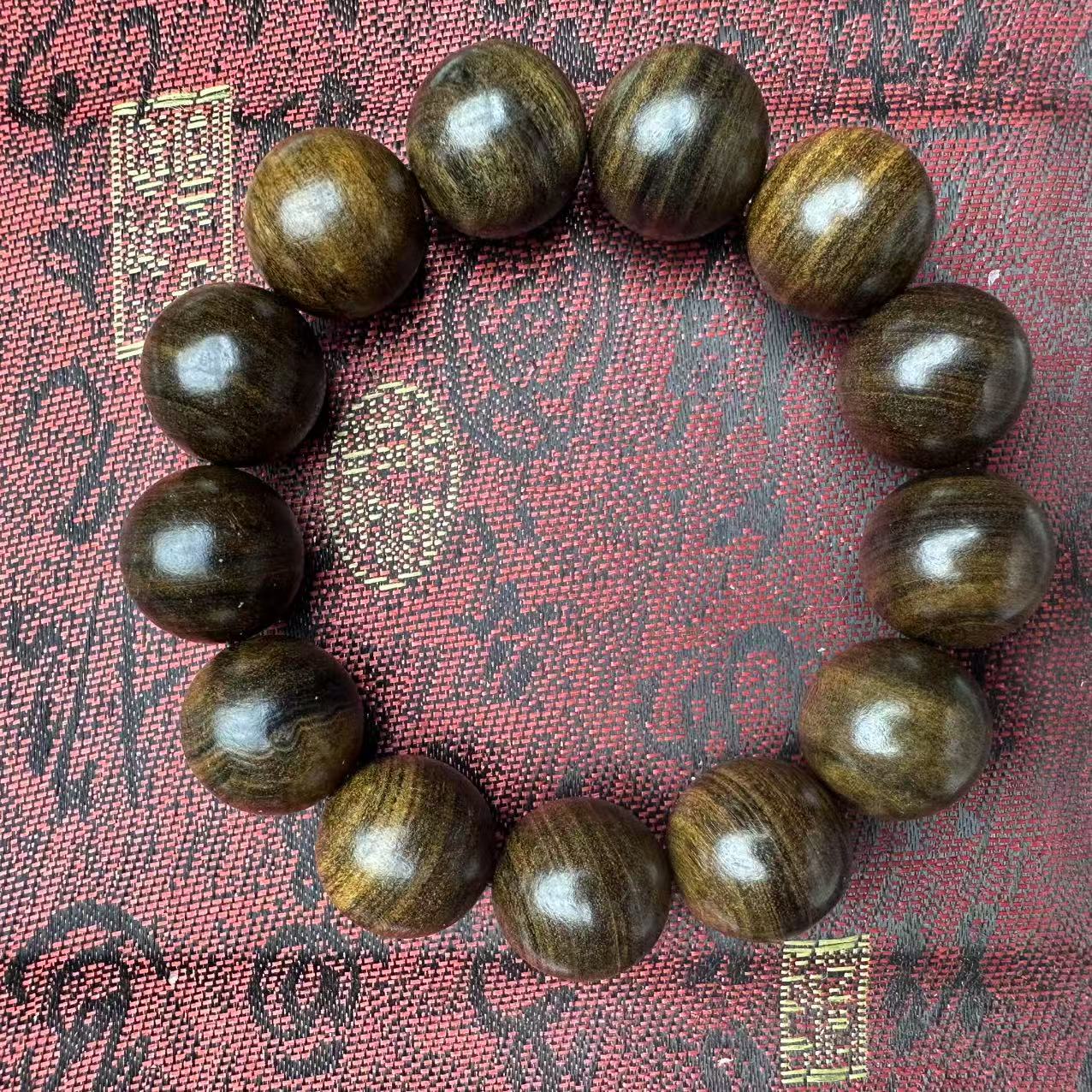 （开总文玩）天然沉香木串330